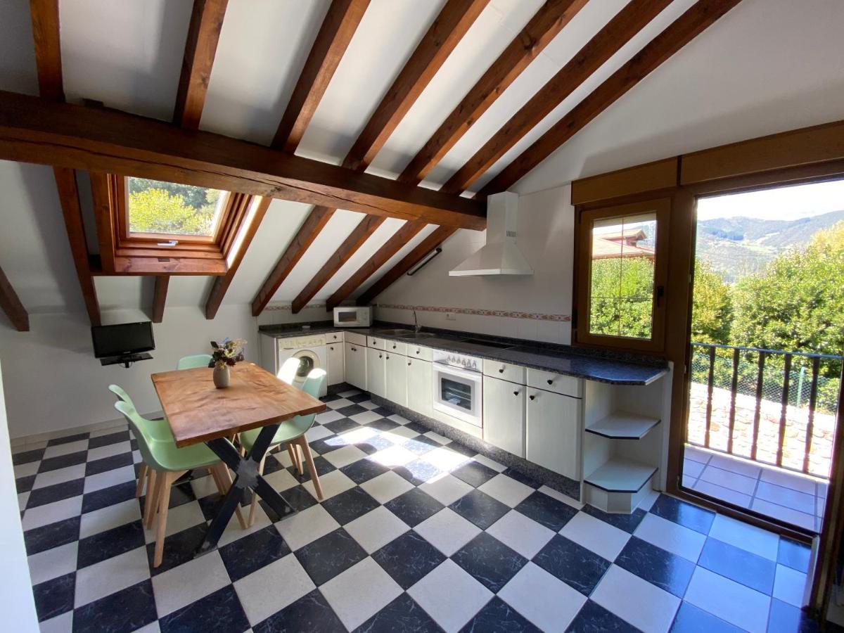 Apartamentos Rurales Valverde ポテス エクステリア 写真