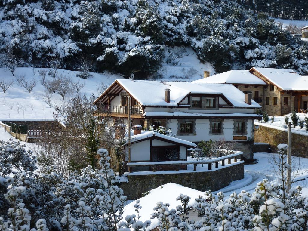 Apartamentos Rurales Valverde ポテス エクステリア 写真