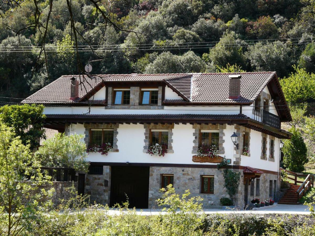 Apartamentos Rurales Valverde ポテス エクステリア 写真