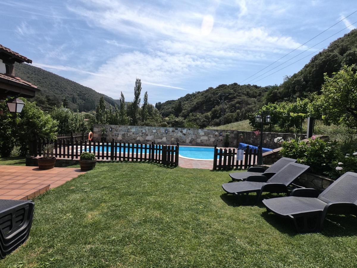 Apartamentos Rurales Valverde ポテス エクステリア 写真